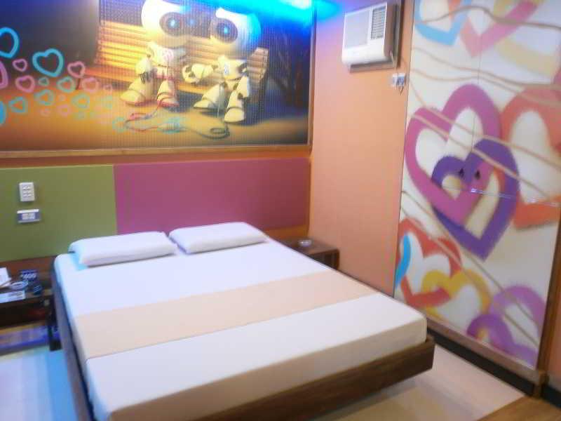 Hotel Dream World Las Piñas Eksteriør bilde